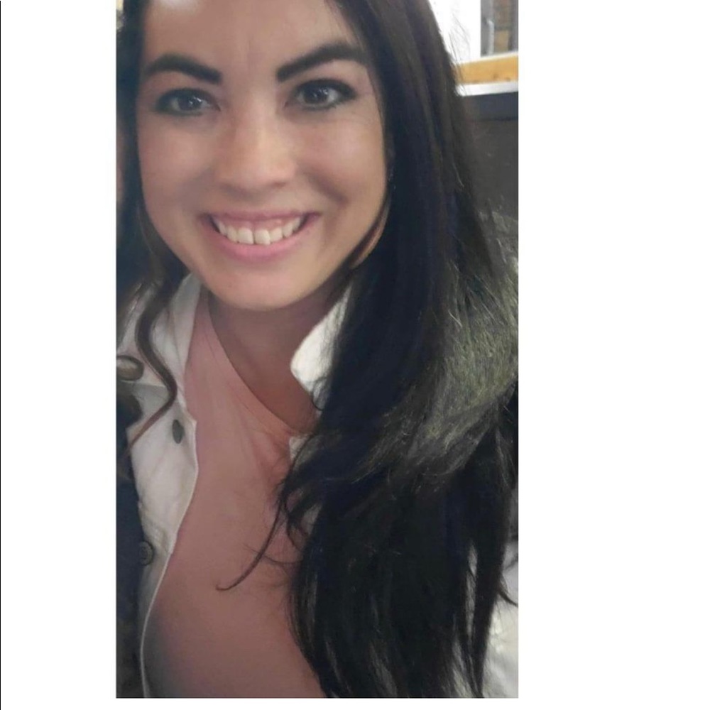 Meet your Posher, Esther